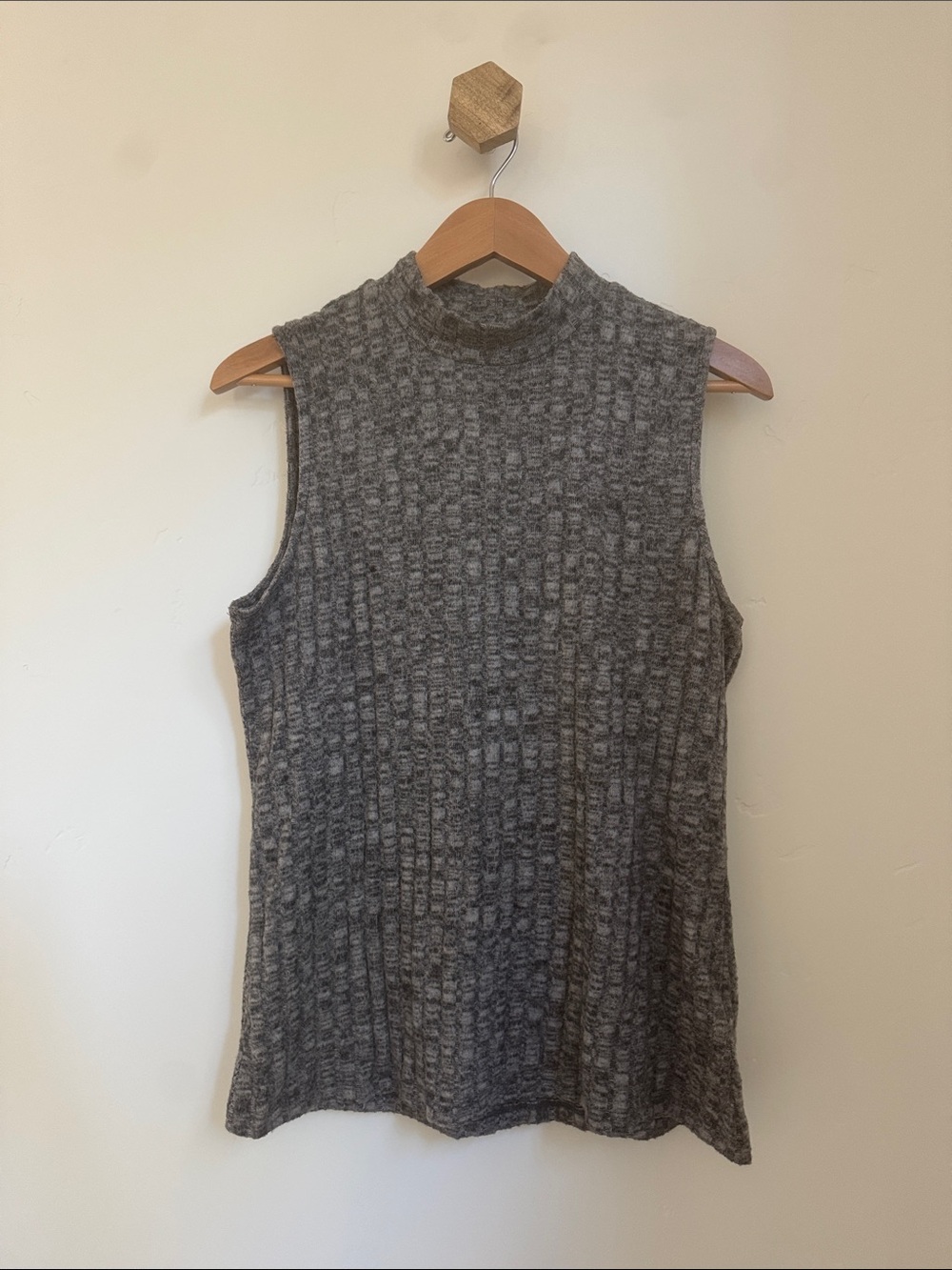 Liverpool Heathered Gray Mock Neck Ribbed Tank